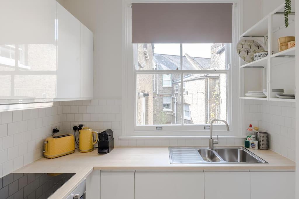 The Oval Abode Apartment London Bagian luar foto